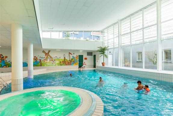 Zwembad | Marinapark Volendam